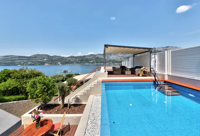 Korčula - Moderne dizajnerske vile s pogledom na more