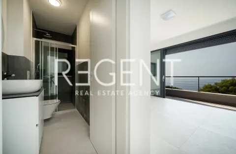 Makarska, Brela - Luksuzna vila s pogledom na more 268 m2