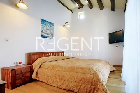 Istra, Rovinj – Rustikalna kamena rezidencija 225 m2
