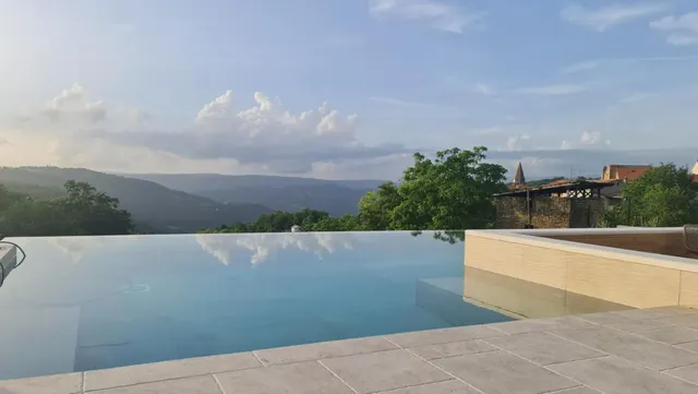 Kašćerga, Istra - Luksuzna vila u srcu Istre