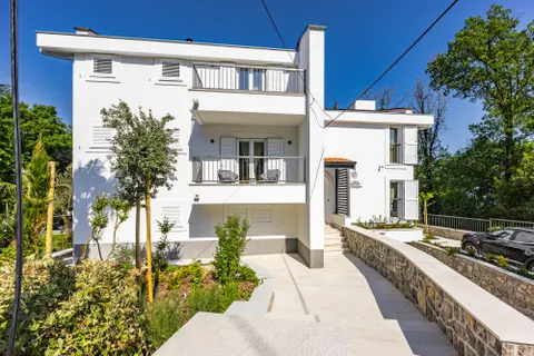 PRIVATNO: Kvarner, Opatija - Luksuzna vila na prekrasnoj lokaciji
