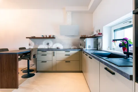 Zagreb, VMD Heinzleova – Četverosoban penthouse 128 m² s loggiom