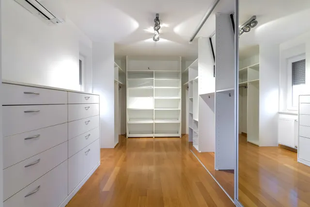 Zagreb, Lašćina – Obiteljska kuća na vrhunskoj lokaciji 395 m2