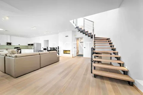 Zagreb, Centar - Luksuzan četverosoban penthouse s velikom terasom 225 m2
