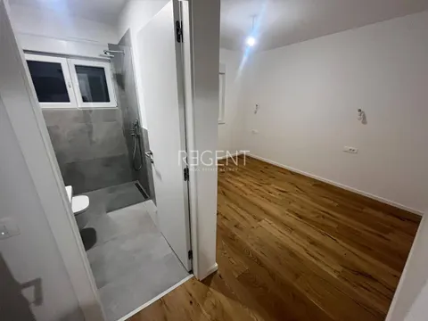 Zadar, Sukošan - Luksuzan penthouse 172 m2 novogradnja