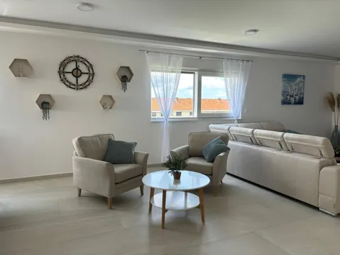 Zadar, Privlaka - Luksuzna novogradnja u blizini mora na 1. katu