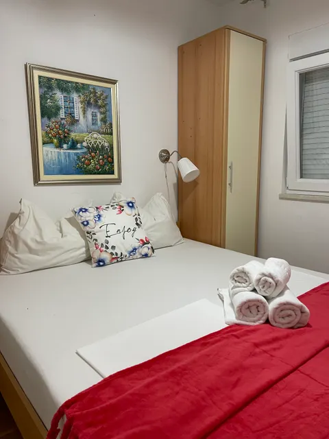 Čiovo – Trosoban stan 60 m², 1. red do mora