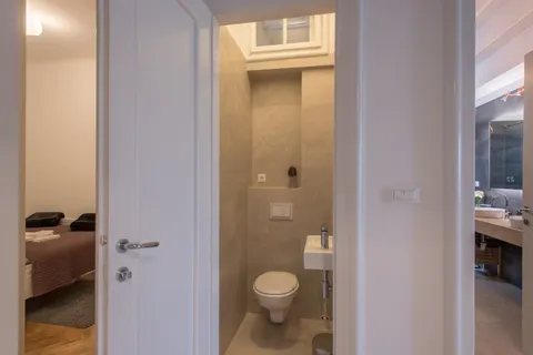 Zagreb, Draškovićeva- Luksuzan šesterosoban penthouse 218m2