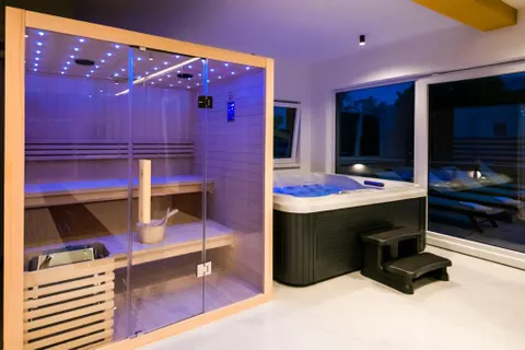 Makarska, Zagvozd - Luksuzna vila s bazenom 270 m2