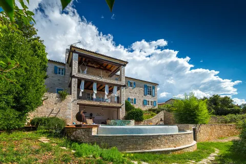 Istra, Sveti Lovreč – Luksuzna kamena vila