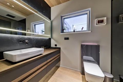 Zagreb, Centar - Dizajnerski trosoban stan na vrhunskoj lokaciji 96 m2