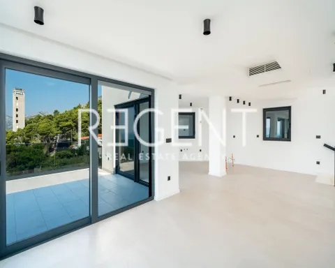 Makarska, Brela - Luksuzna vila s panoramskim pogledom na more 317 m2