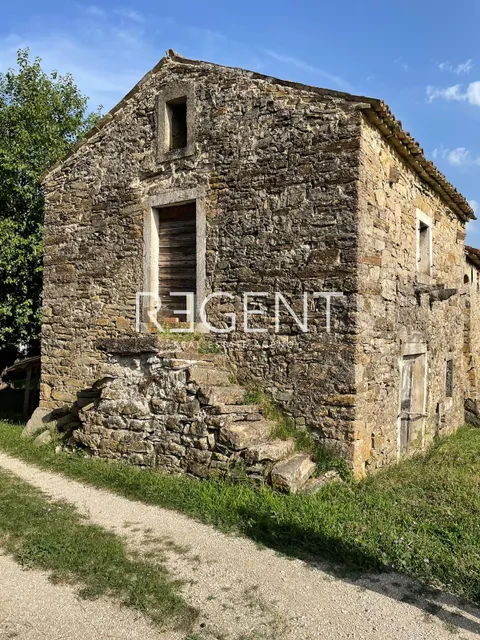 Istra, Kostrčani - Projekt, kamena stancija s mogućnošću renovacije i izgradnje kamene vile