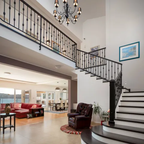 Šibenik - Prekrasna luksuzna vila uz more 1000 m2