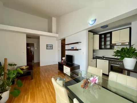 Čiovo – Trosoban stan 60 m², 1. red do mora