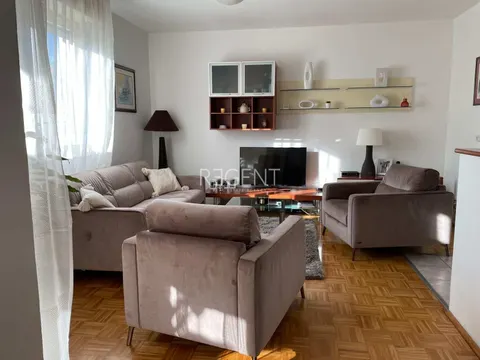 Solin, Japirko - Dvosoban stan 69m2
