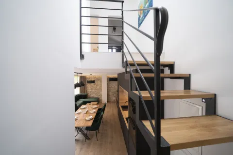 Zadar, Privlaka – Novoizgrađena kameno-moderna vila