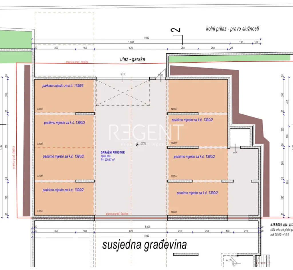 Split, Podstrana - Luksuzan dvoetažni stan prvi red uz more, 200 m2