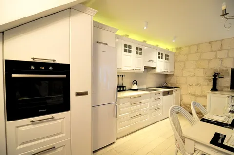 Korčula - Prekrasna kamena kuća u srcu staroga grada 130 m2