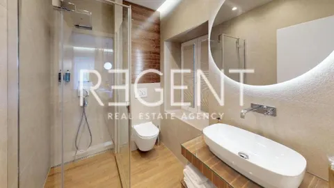 Split, Centar - Dioklecijanova Palača dva studio apartmana 65 m2