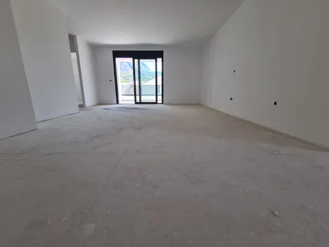 Makarska, Centar - Trosoban penthause s pogledom na more 117 m2
