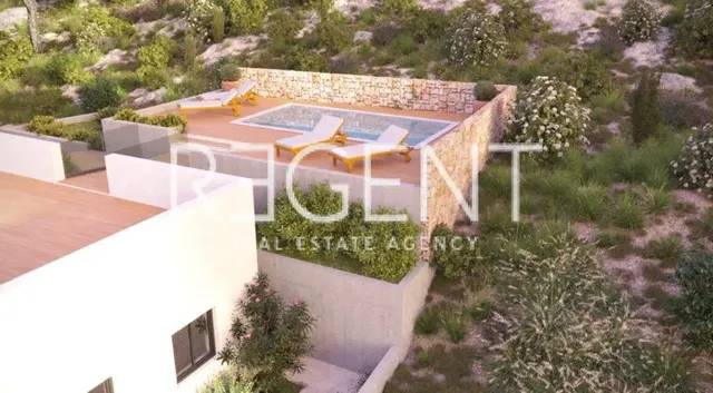 Rogoznica, Ražanj - Vila u izgradnji prvi red uz more 250 m2