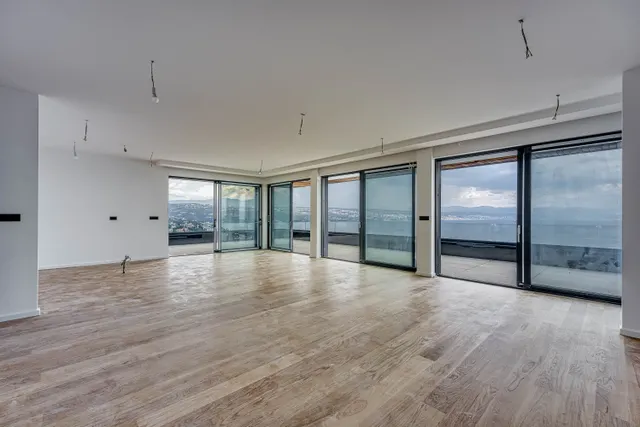 Kvarner, Opatija - Luksuzan penthouse s bazenom, novogradnja 275 m2
