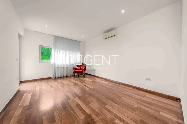 Zagreb, Šestine - Luksuzna kuća s bazenom 400 m2