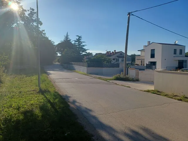 Istra,Tinjan - Građevinsko zemljište 5459 m2 + poljoprivredno 1776 m2