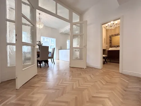 Zagreb, Medvedgradska – Jedinstveni stan sa zimskim vrtom