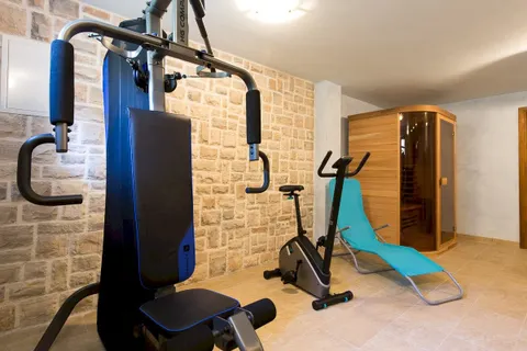 Krk - Luksuzna vila za najam 150 m2