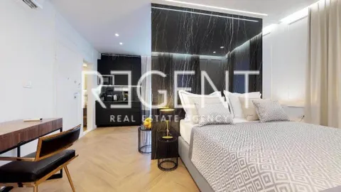 Split, Centar - Dioklecijanova Palača dva studio apartmana 65 m2