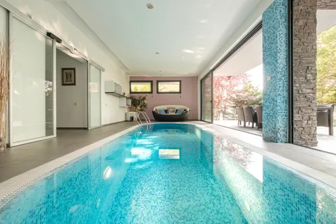 Zagreb, Gramača - Prestižna vila na odličnoj lokaciji 780 m2