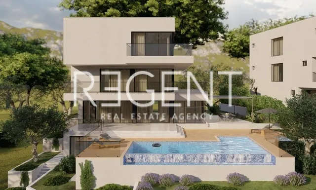 Šibenik, Rogoznica- Zemljište s projektom luksuzne vile 819m2