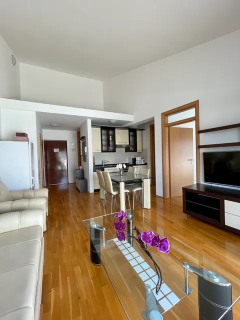 Čiovo – Trosoban stan 70 m², 1. red do mora