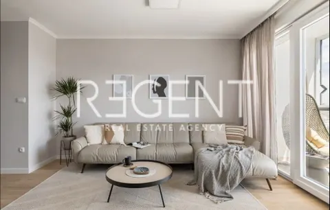 Split, Spinut - Penthouse za dugoročan najam 78 m2