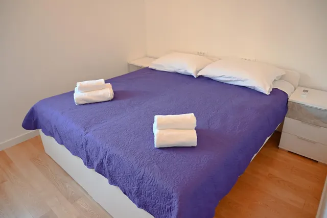 Podstrana, Strožanac - Dvosoban stan s vrtom 71 m2 dugoročno