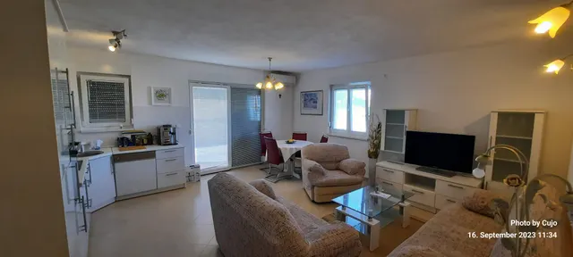 Zadar, Ražanac - predivna kuća od 220m2 na parceli od 477m2 prodaja