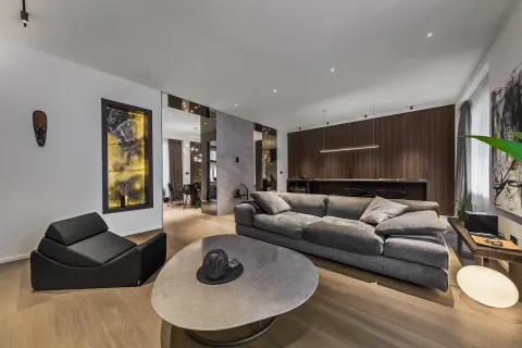 Zagreb, Centar - Dizajnerski trosoban stan na vrhunskoj lokaciji 96 m2