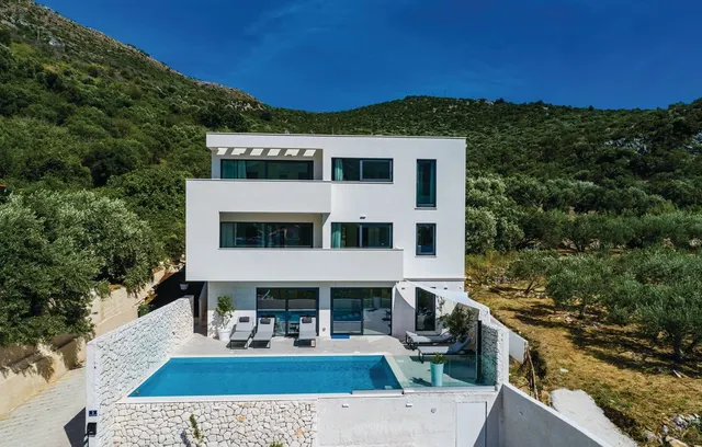 Zaton, Dubrovnik - Moderna vila uz more 210m2