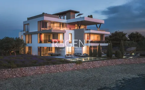 Sukošan – Luksuzno moderni penthouse s krovnom terasom i bazenom 193 m2