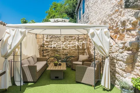 Crikvenica - Bajkovita kamena vila 200 m2