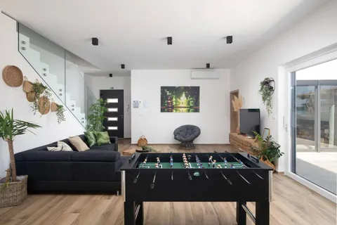 Istra, Medulin - Prekrasna villa s wellnessom NKP 190 m2 nadomak mora