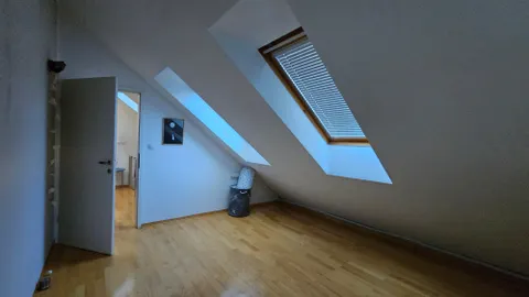 Zagreb, Trešnjevka - moderan troetažan stan 186 m2