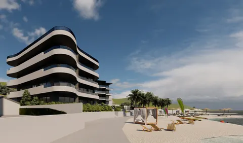 Trogir, Seget Donji - Dvosoban stan prvi red do mora 78m2