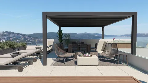 Trogir, Okrug Gornji - Dvosoban stan sa balkonom i krovnom terasom 67,19 m²