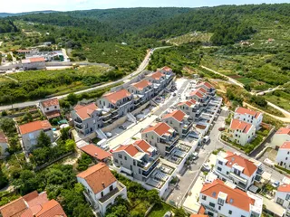 Brač, Sutivan - Dvosoban stan u stambenom kompleksu 65,26 m2