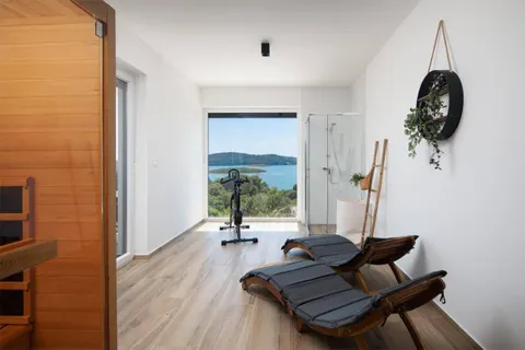 Istra, Medulin - Prekrasna villa s wellnessom NKP 190 m2 nadomak mora