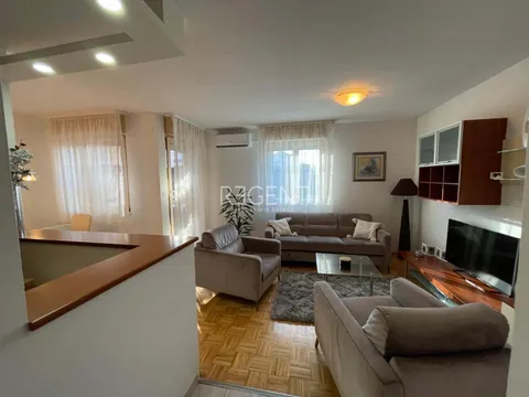 Solin, Japirko - Dvosoban stan 69m2