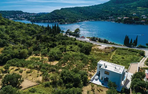 Zaton, Dubrovnik - Moderna vila uz more 210m2
